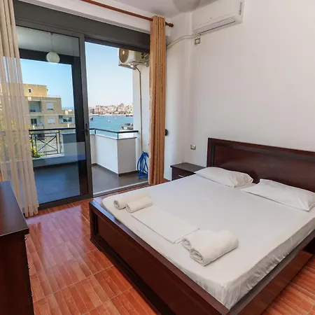 Vista Mozzafiato Appartement Sarandë